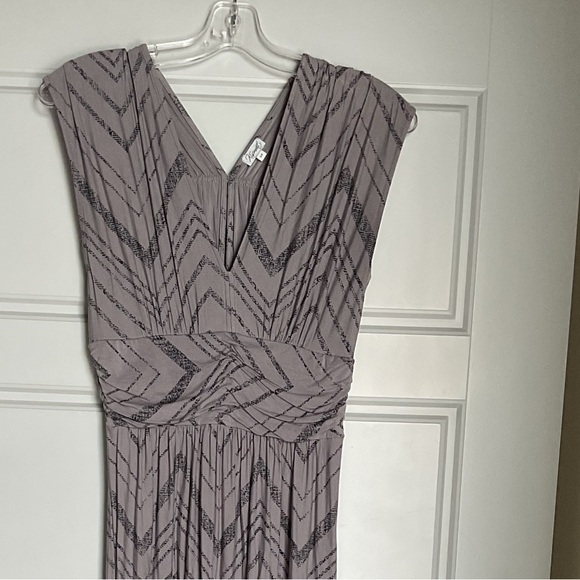 The Goddess Chevron Herringbone Maxi Dress - Picture 4 of 5